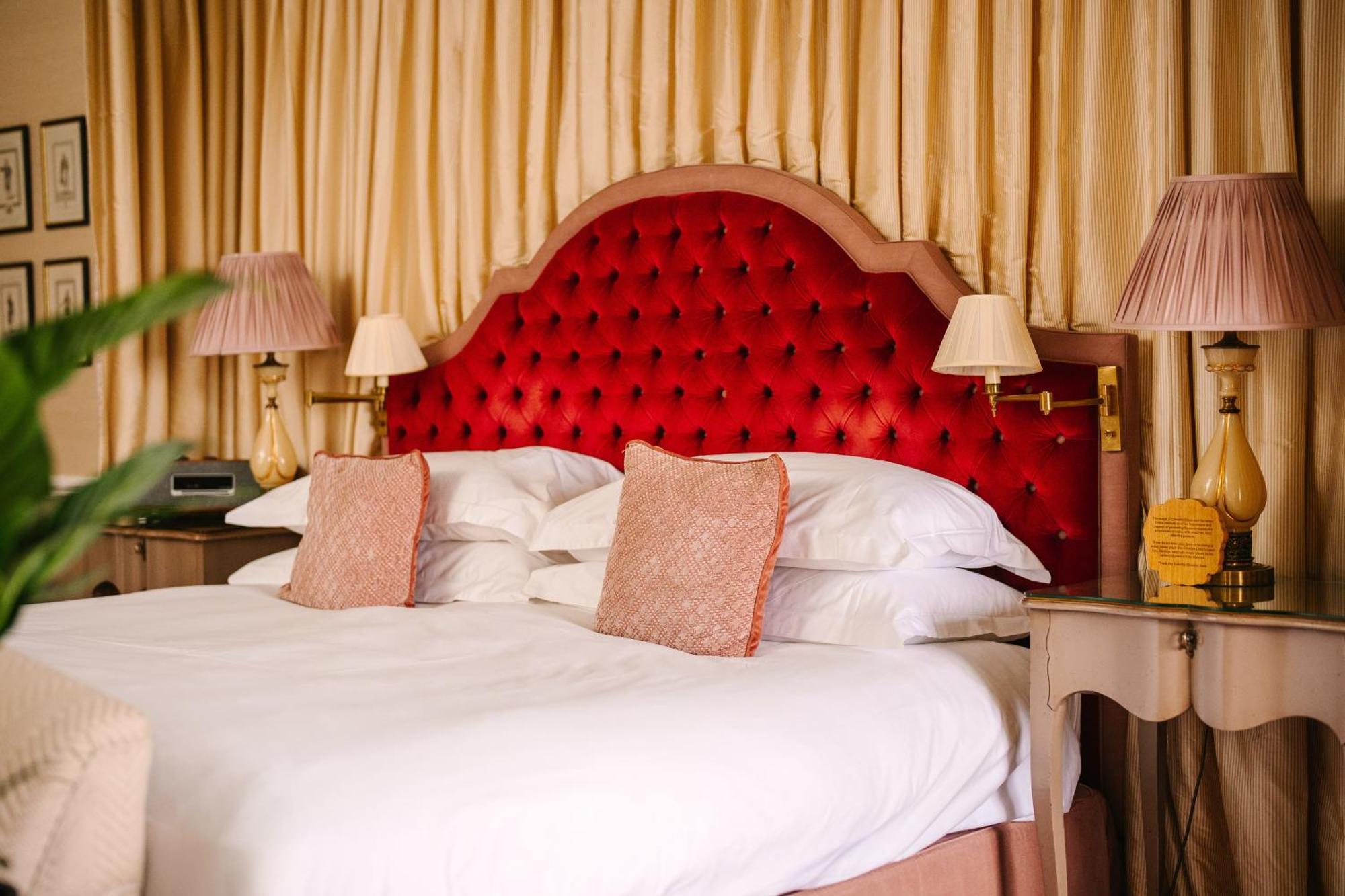 Cliveden House - An Iconic Luxury Hotel Мейденгед Екстер'єр фото