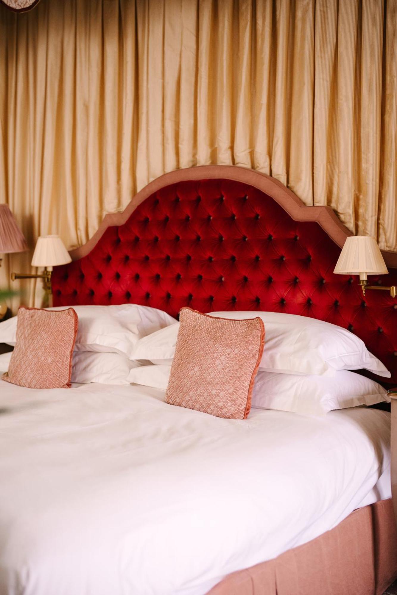 Cliveden House - An Iconic Luxury Hotel Мейденгед Екстер'єр фото